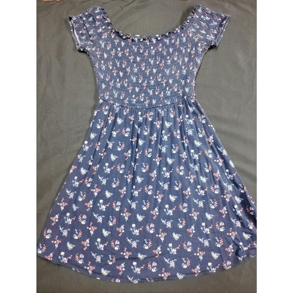 Vintage Hollister Navy Floral Smocked Short Sleeve Dress
